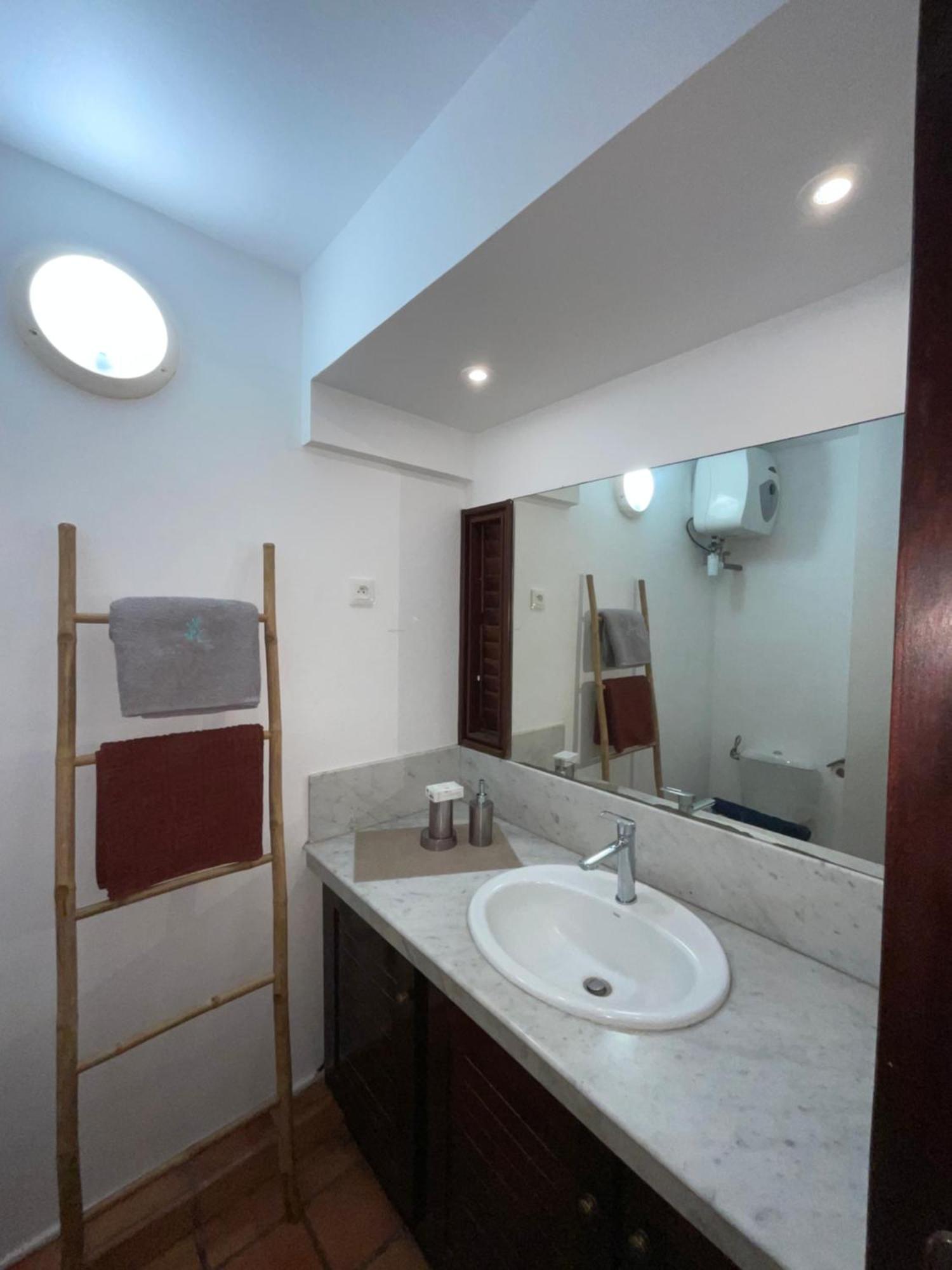 Ananas Premium - Sejour Detente T2 Vue Mer Avec Balcon Prive A Tartane Trinite  Esterno foto