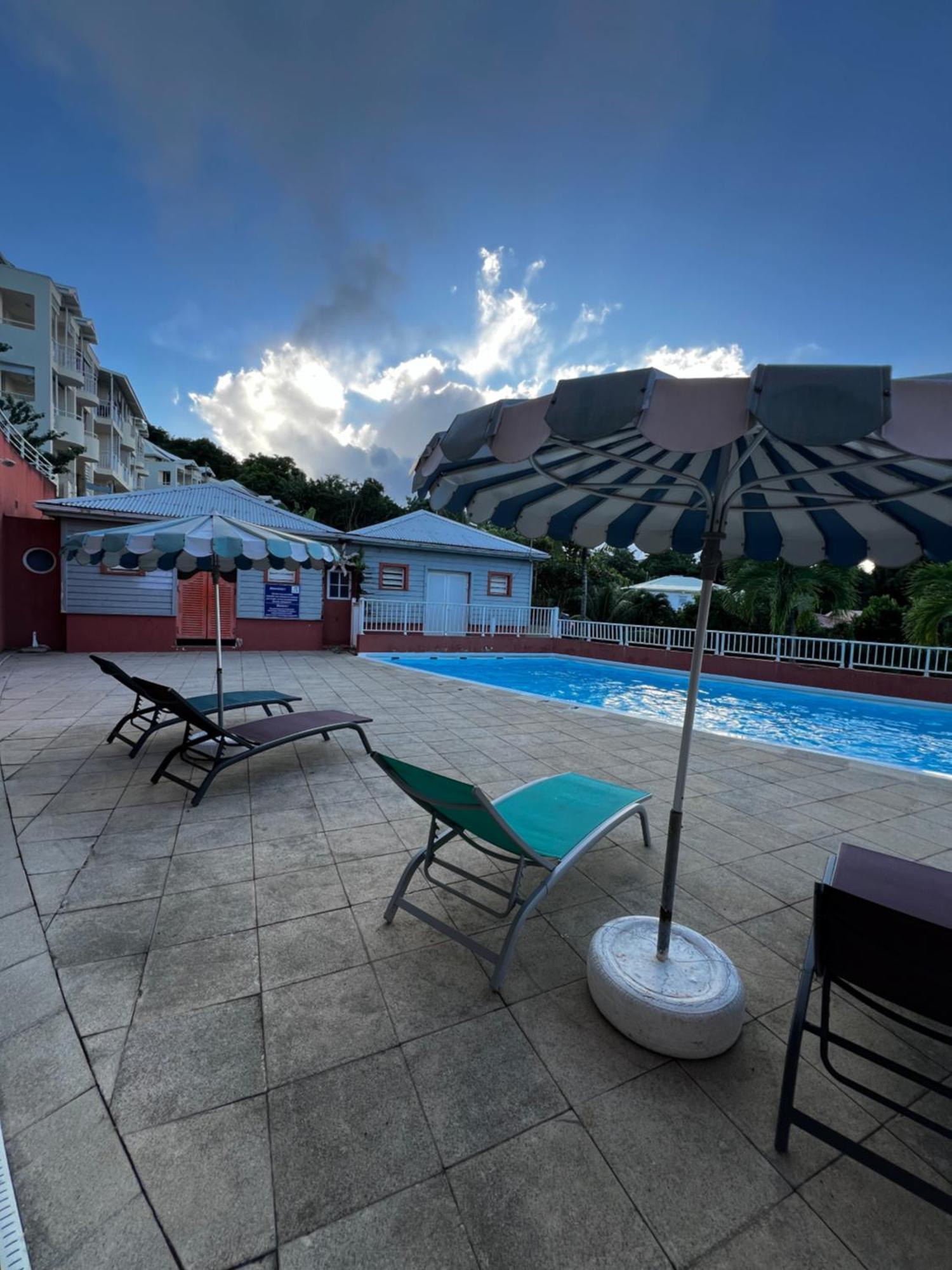 Ananas Premium - Sejour Detente T2 Vue Mer Avec Balcon Prive A Tartane Trinite  Esterno foto