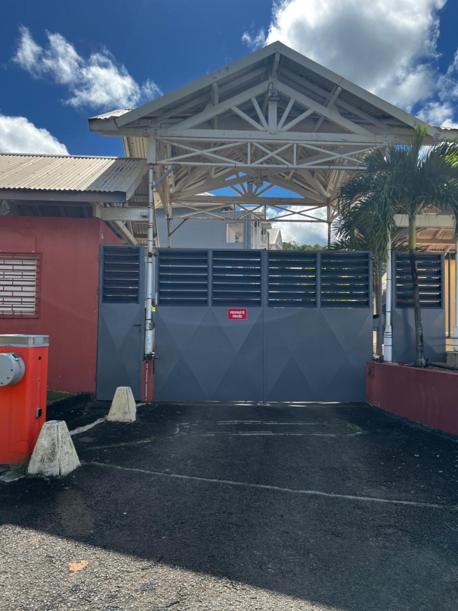 Ananas Premium - Sejour Detente T2 Vue Mer Avec Balcon Prive A Tartane Trinite  Esterno foto